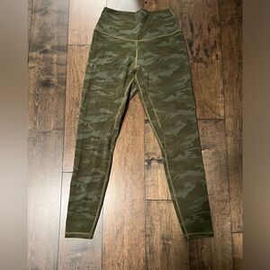 Colorfulkoala camo leggings